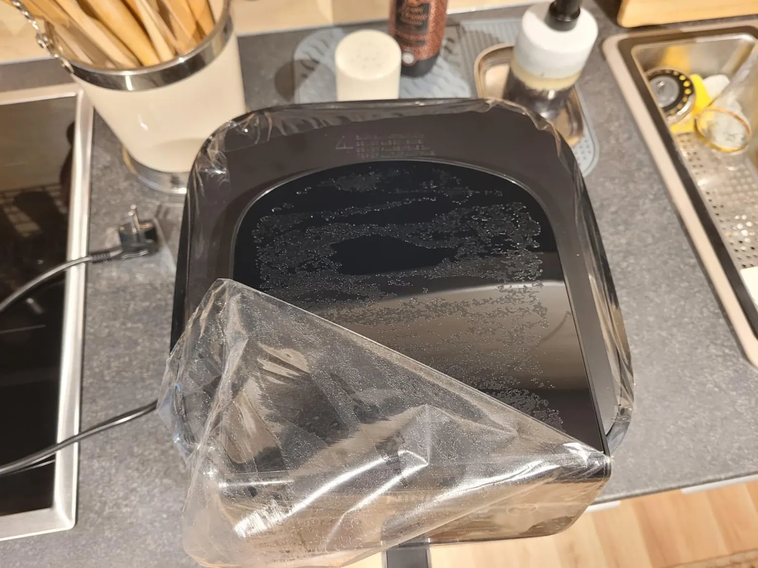 Ninja 3-in-1 Heißluftfritteuse Schwarz 4,7 l AirCrisp