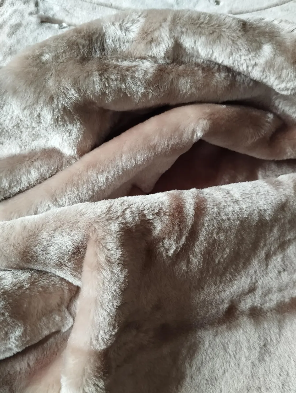 HOMELUX Kuscheldecke 200x240 cm Hellbraun flauschig