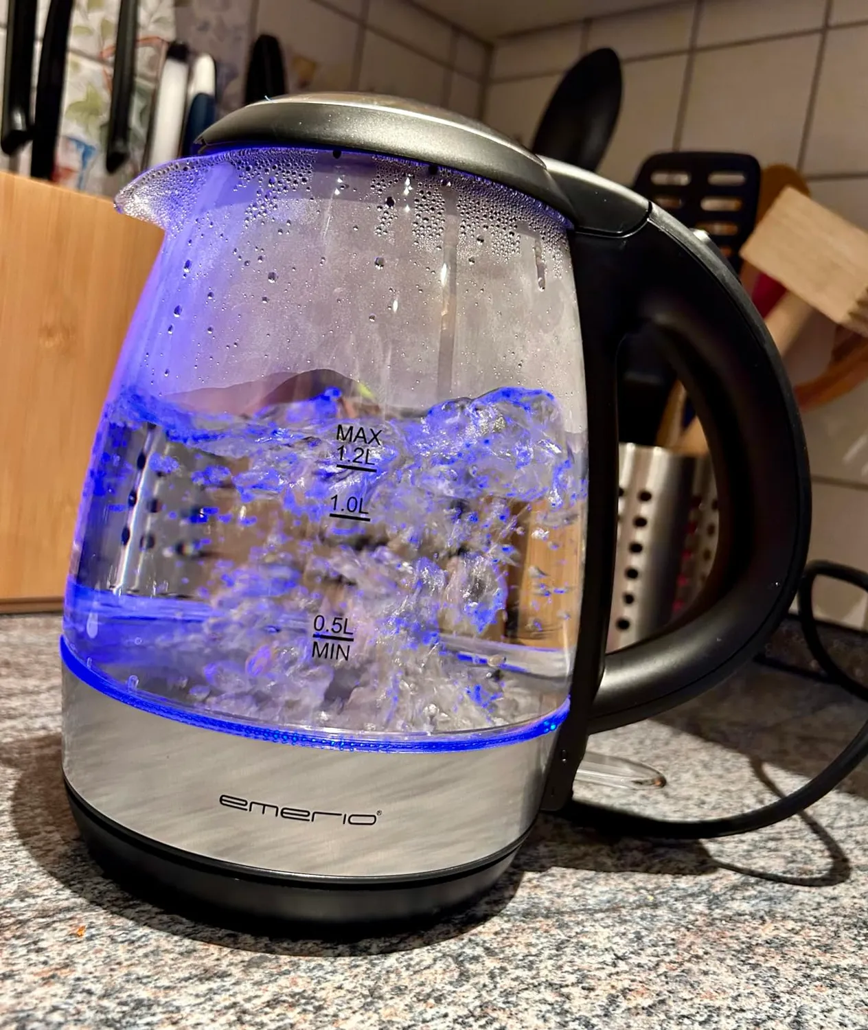 Emerio WK-125145 Wasserkocher Glas 1,2 L 2200 W