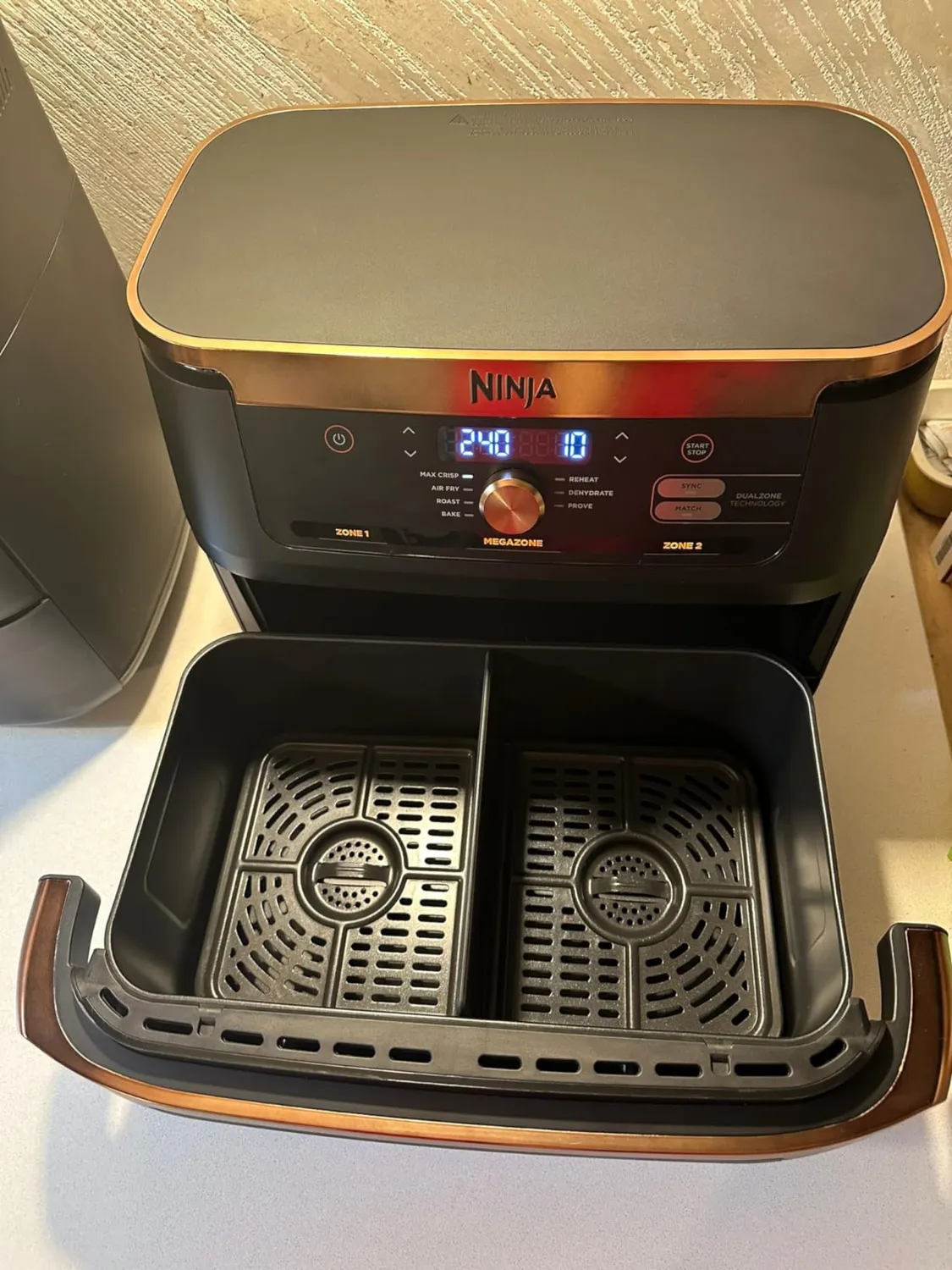 Ninja Foodi FlexDrawer Heißluftfritteuse 10,4 L Schwarz