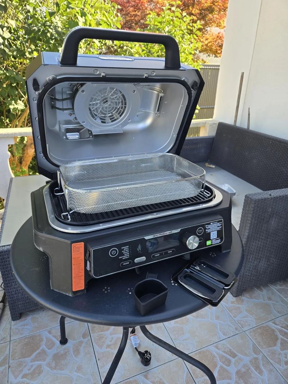 Ninja Woodfire Pro Connect XL BBQ Smoker-Grill Blau Schwarz