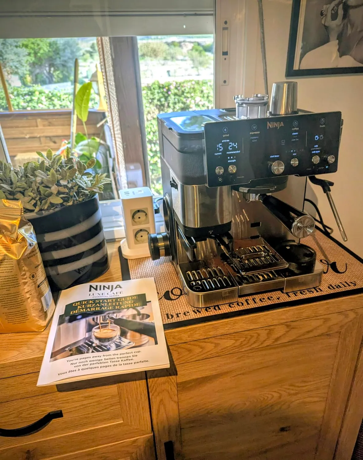 Ninja Luxe Essential Kaffeemaschine Silber 2-in-1 Mahlwerk